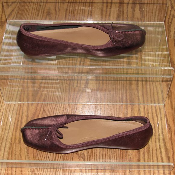 clarks ballerina freckle face